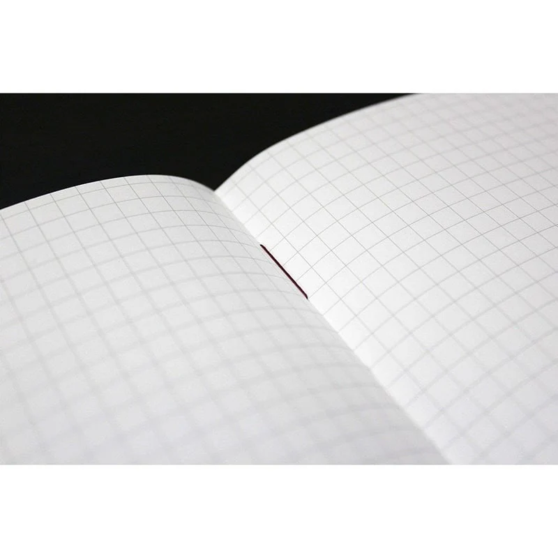 Apica | Cuaderno Premium A5 Silky Red (Cuadros) - Image 4