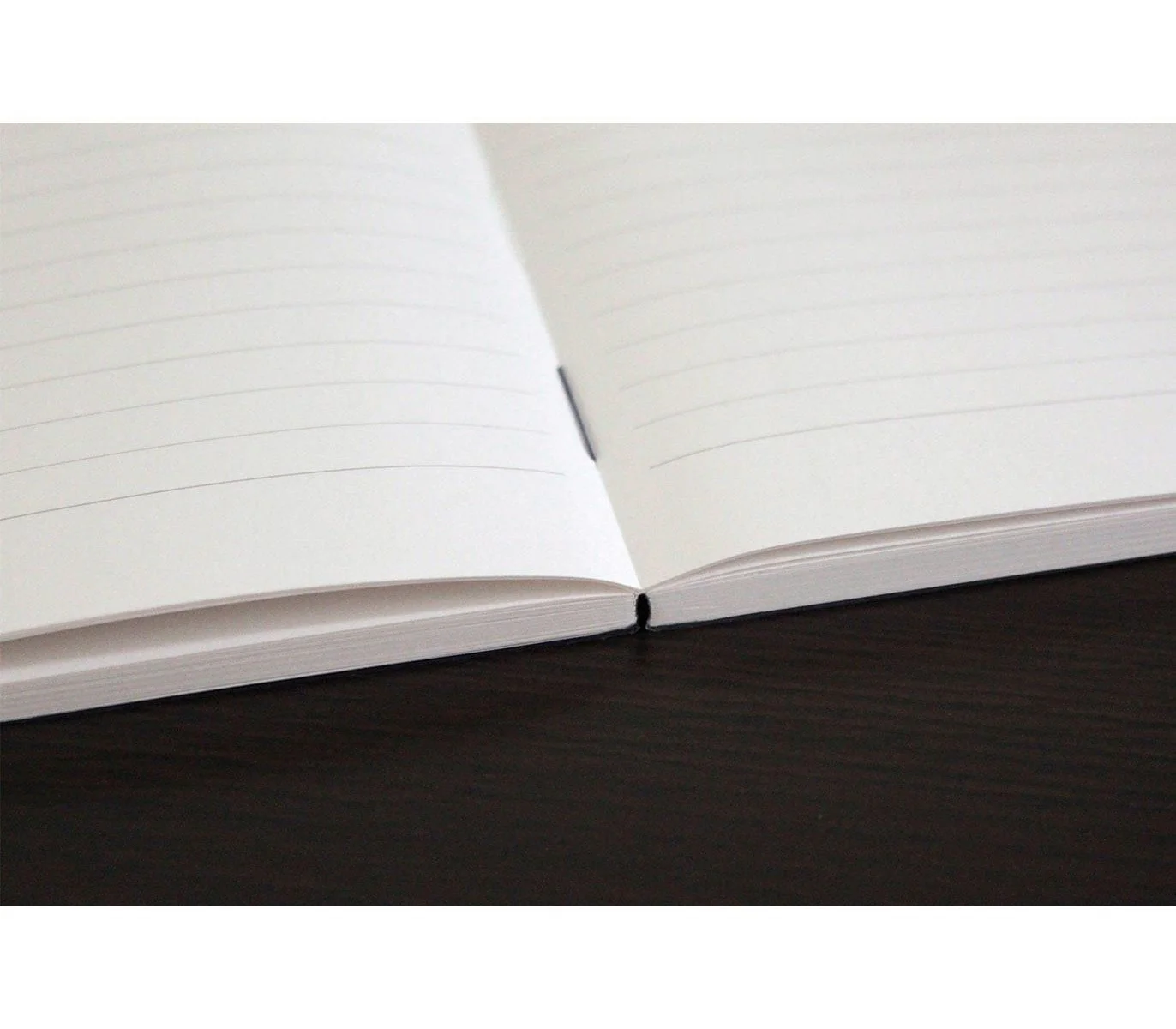 Apica | Cuaderno Premium A6 Silky Navy (Rayas) - Image 4