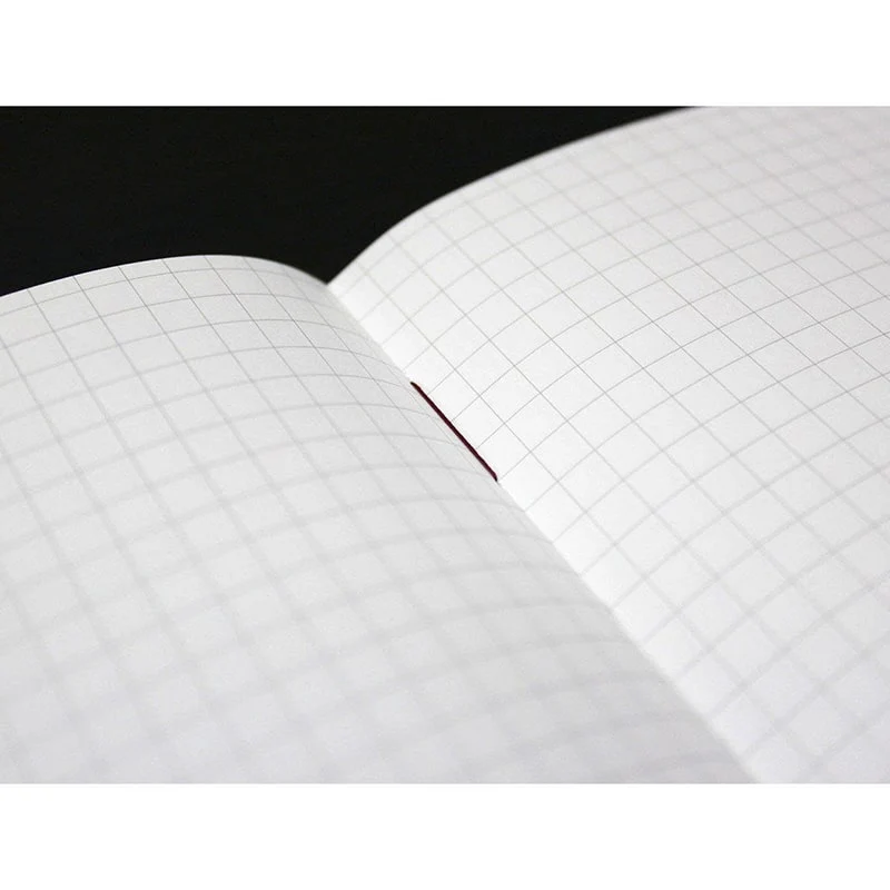 Apica | Cuaderno Premium CD Silky Red (Cuadros) - Image 5