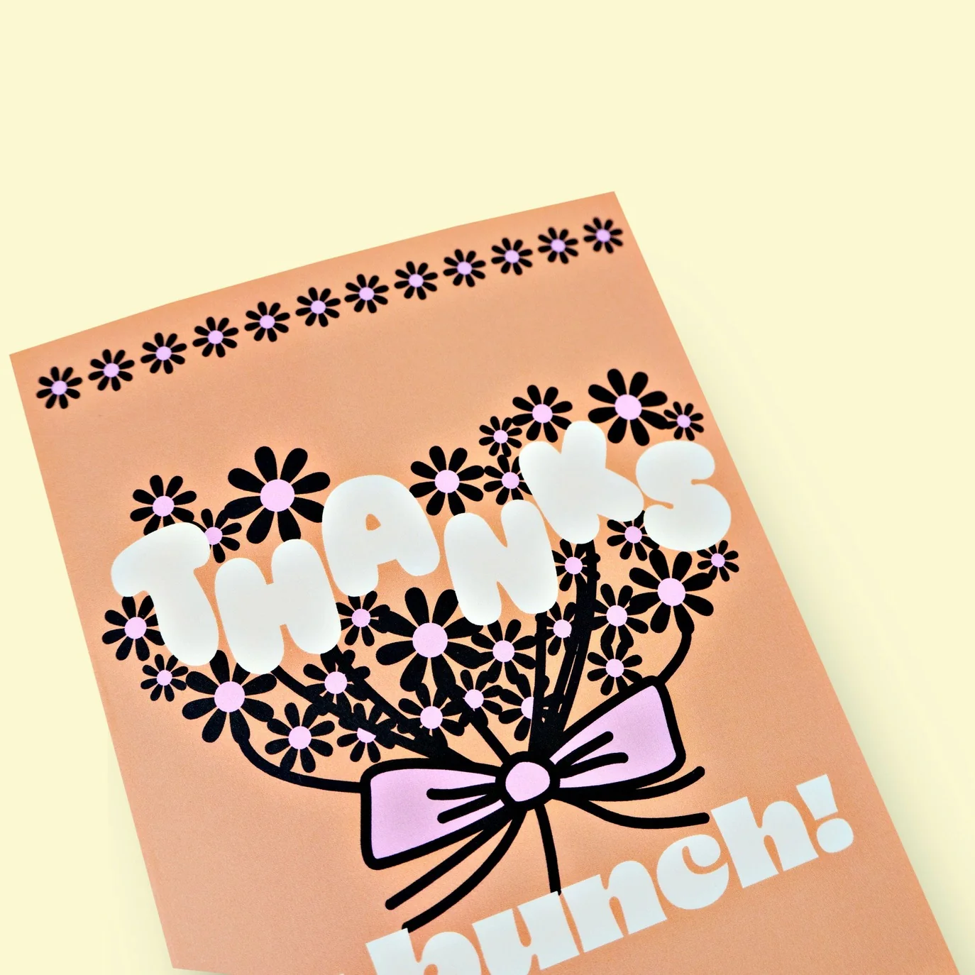 Good Thanks Paper | Tarjeta de Felicitación Thanks A Bunch Flowers - Image 2
