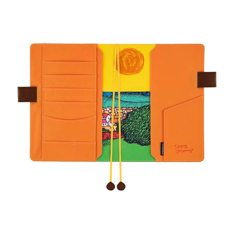 Hobonichi | Agenda Hobonichi Cousin A5 100%ORANGE: Where’s the Squirrel Going 2026 - Image 4