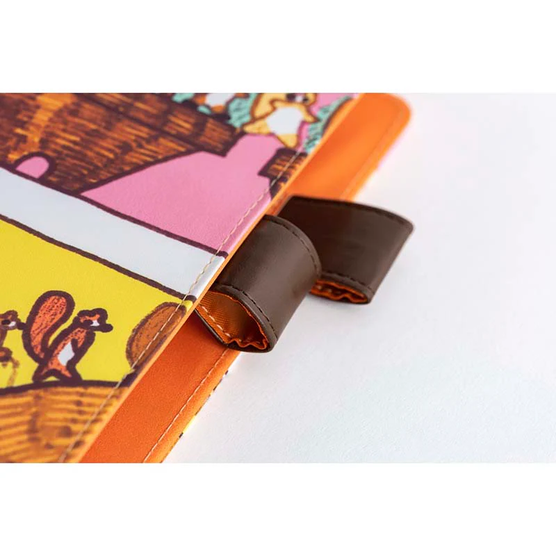 Hobonichi | Agenda Hobonichi Cousin A5 100%ORANGE: Where’s the Squirrel Going 2026 - Image 6