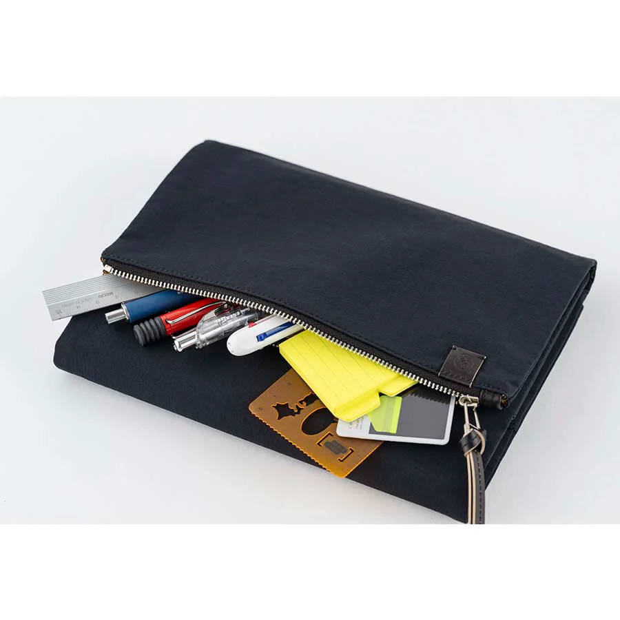 Hobonichi | Agenda Hobonichi Cousin A5 Tragen (Black) 2026 - Image 8