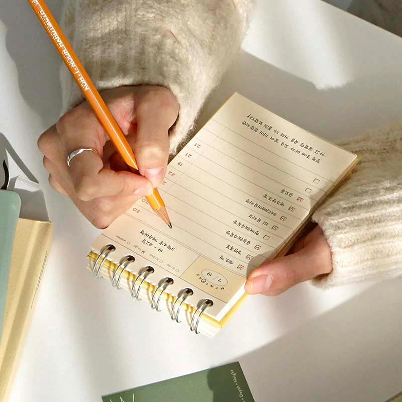 Iconic | Bloc Checklist Flow Butter Yellow - Image 3