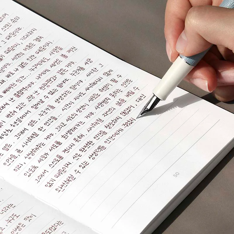 Iconic | Cuaderno Solitude B6 Blue (Rayas) - Image 3