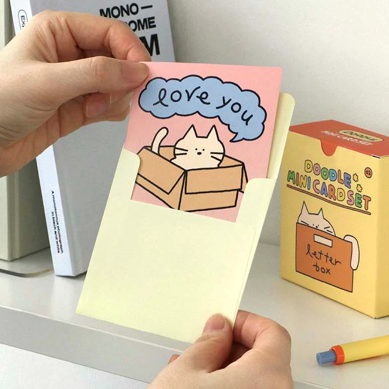 Iconic | Mini Tarjeta de Felicitación Doodle Love You Pink - Image 3