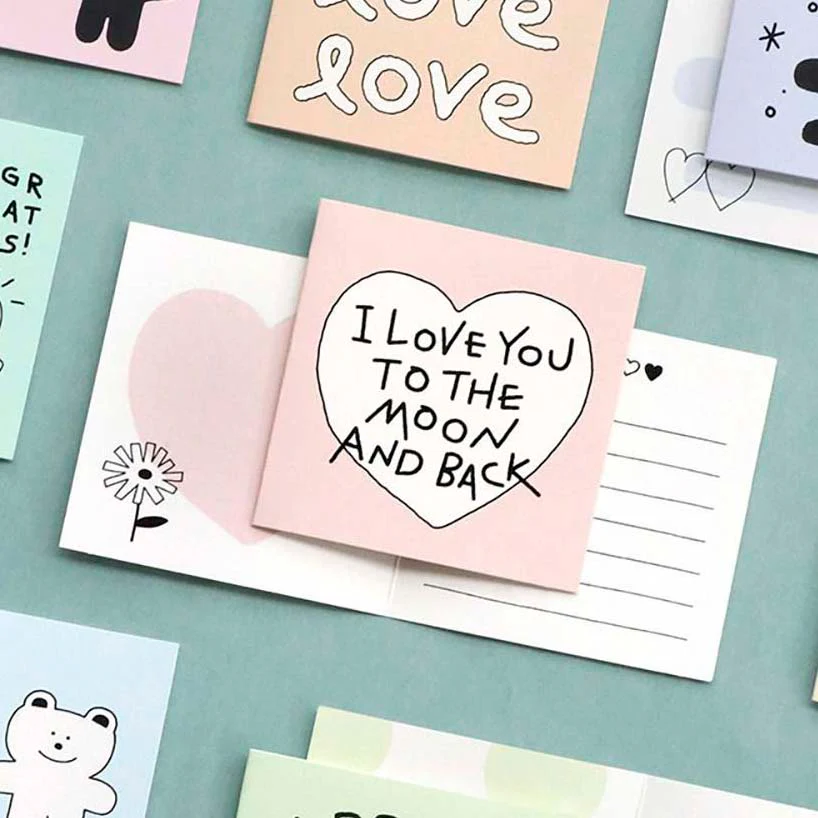 Iconic | Mini Tarjeta de Felicitación Doodle Love You To The Moon - Image 3