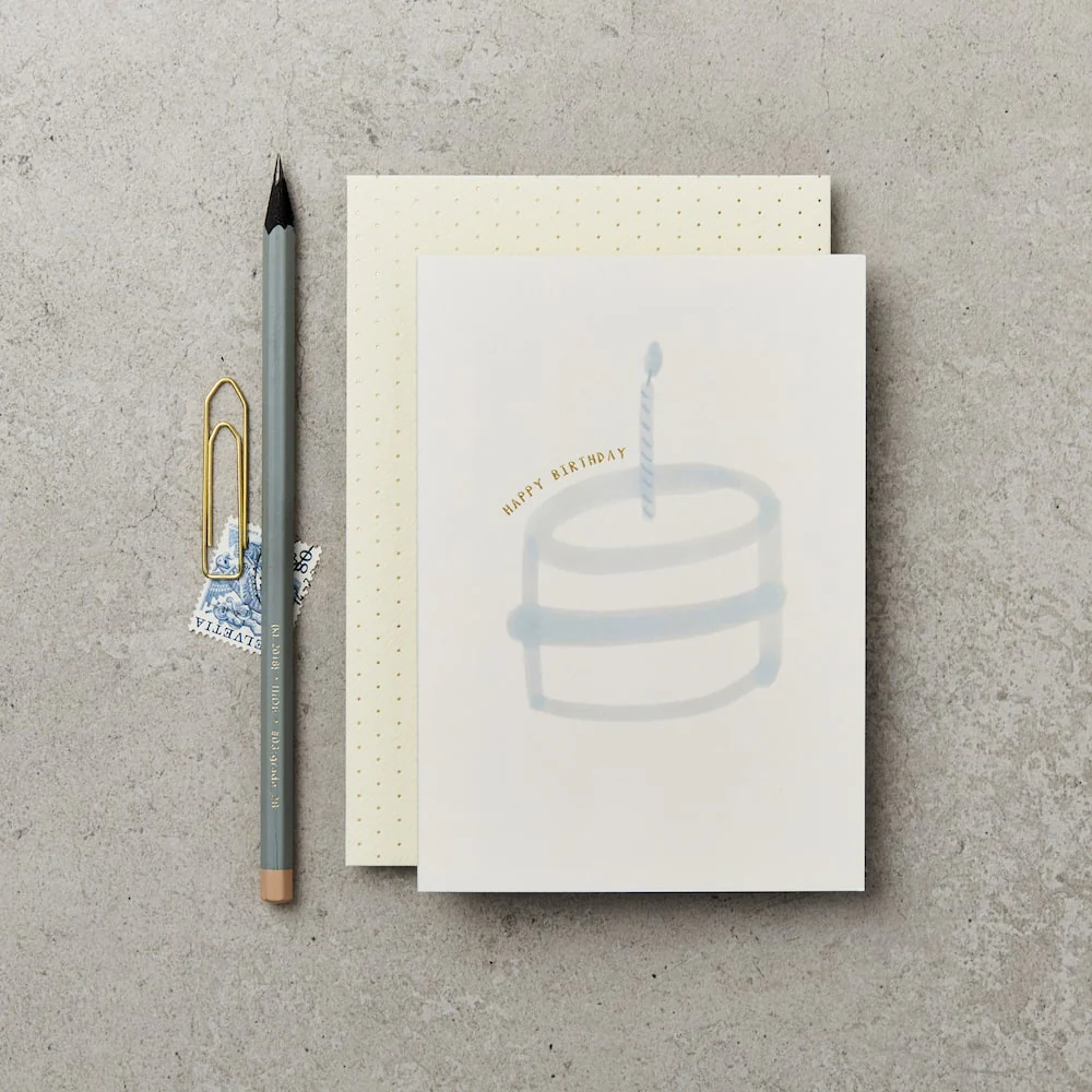 Katie Leamon | Tarjeta de Felicitación B-Day Cake Blue