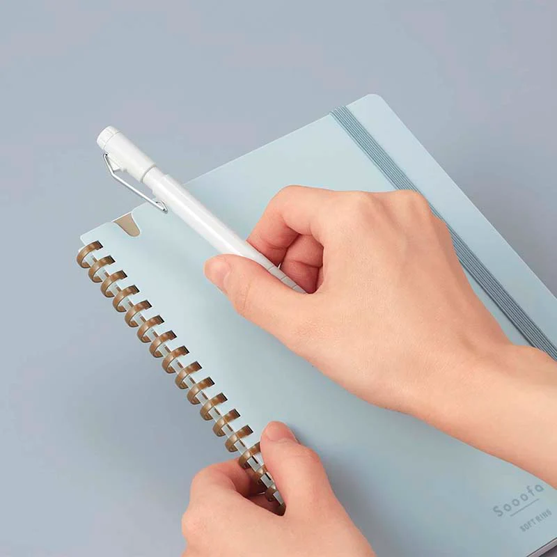 Kokuyo | Cuaderno Soft Ring Sooofa A5 Warm Gray (Cuadros) - Image 7