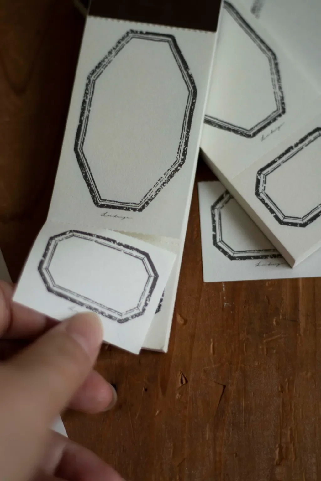 Loi Design | Bloc de Notas Vintage Frame Gray - Image 3