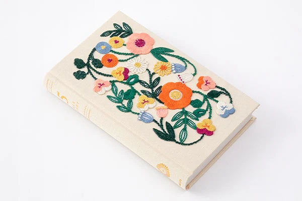 Midori | Diario de 5 Años Bordado Flower Beige - Image 7