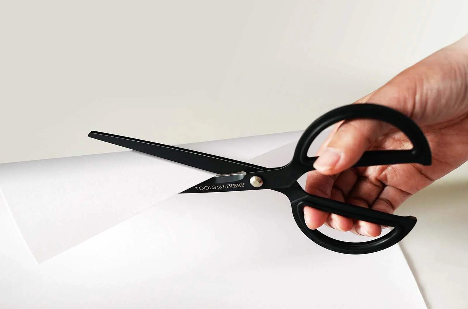 Tools To Liveby | Tijeras 8" Black - Image 9