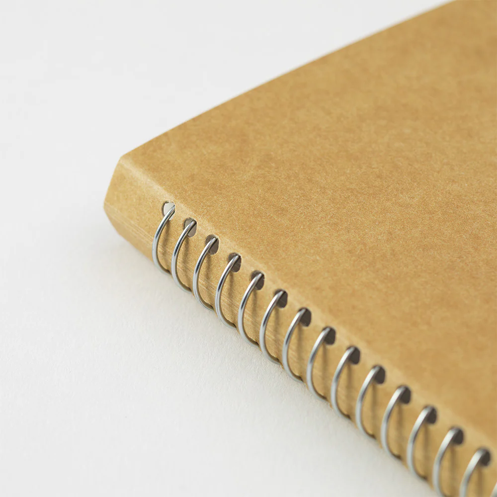 Traveler's Company | Cuaderno Con Espiral B6 Papel Blanco MD - Image 6