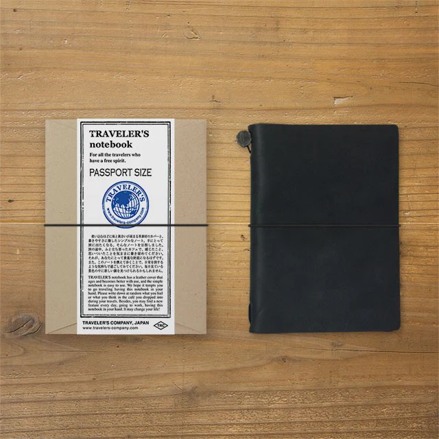 Traveler's Company | Cuaderno Traveler's Notebook Passport Black - Image 3