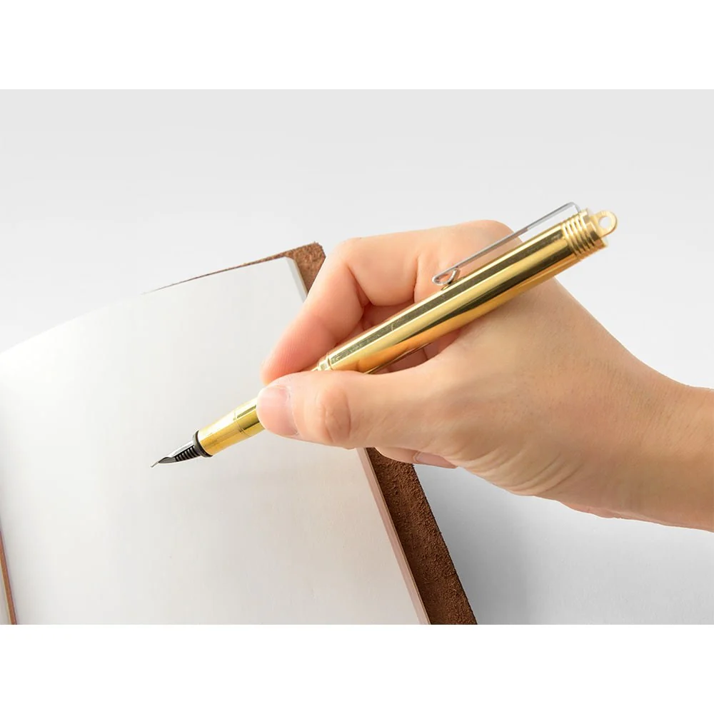Traveler's Company | Pluma Estilográfica Brass Fountain Pen - Image 9