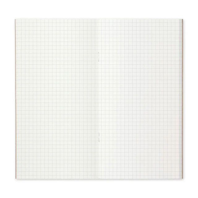 Traveler's Company | Recambio Regular 002 Cuaderno Cuadrícula - Image 2