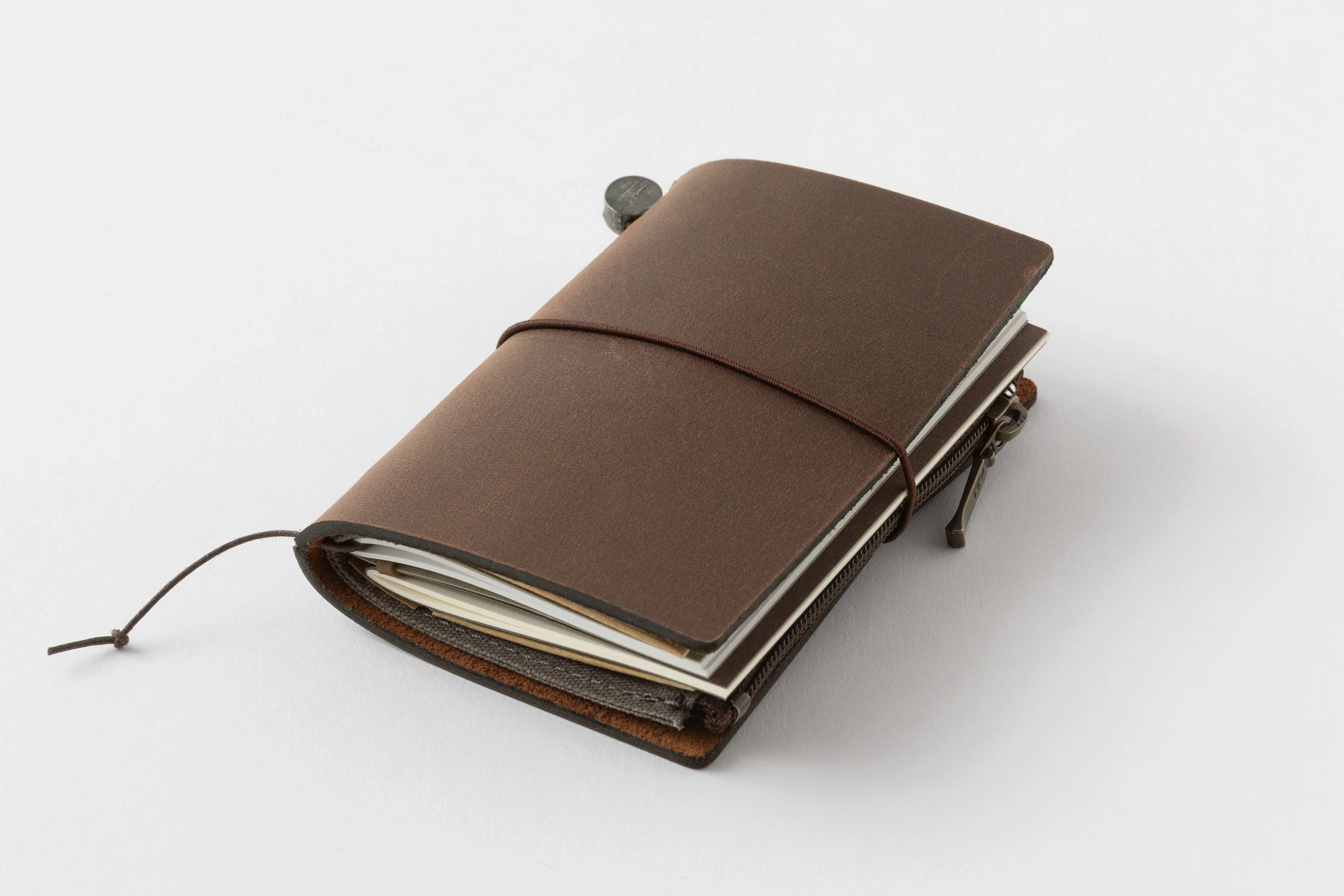 Traveler's Company | Set Cuaderno Traveler's Notebook Card 20º Aniversario Brown - Image 14