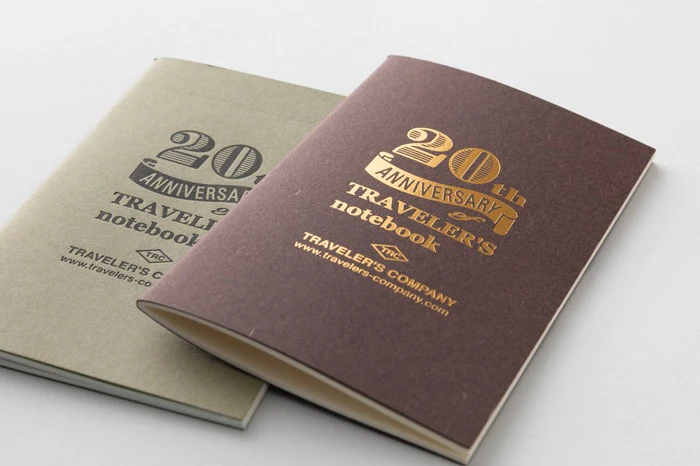 Traveler's Company | Set Cuaderno Traveler's Notebook Card 20º Aniversario Black - Image 18