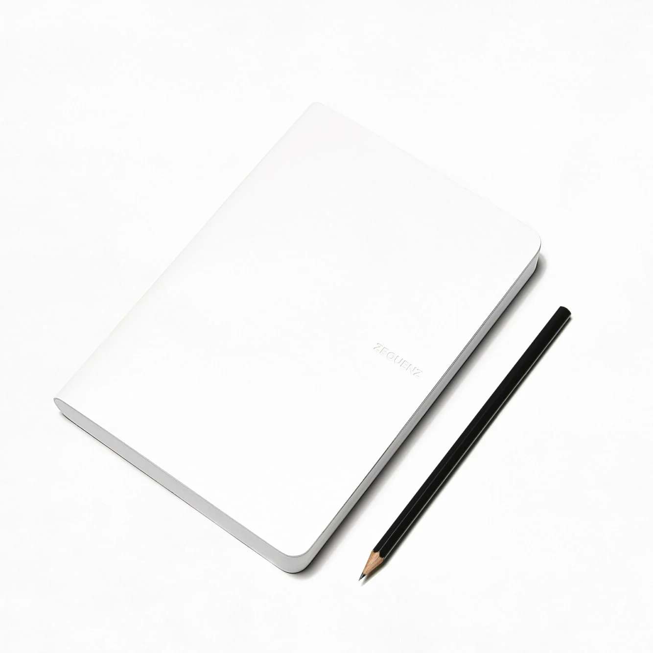 Zequenz | Cuaderno Signature Classic A5 Black (Cuadros) - Image 3